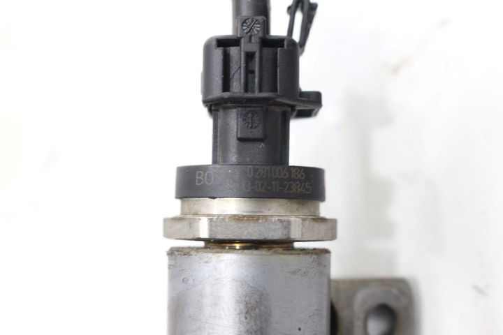 фото №7, Планка впрыскивающий датчик 0281006186 trafic 1.6 dci