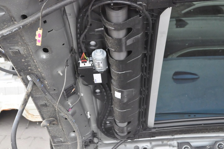 фото №9, Porsche macan дах панорама сонячний + рейлінги