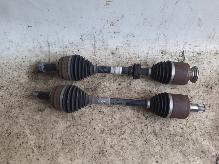 фото №1, Honda civic x тип r 17- полуось правая