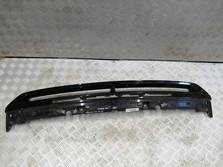 фото №1, Спойлер крышки задней volvo c40 32296199