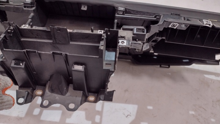 фото №11, Audi a8 4h d4 консоль панель роздавальна сірий