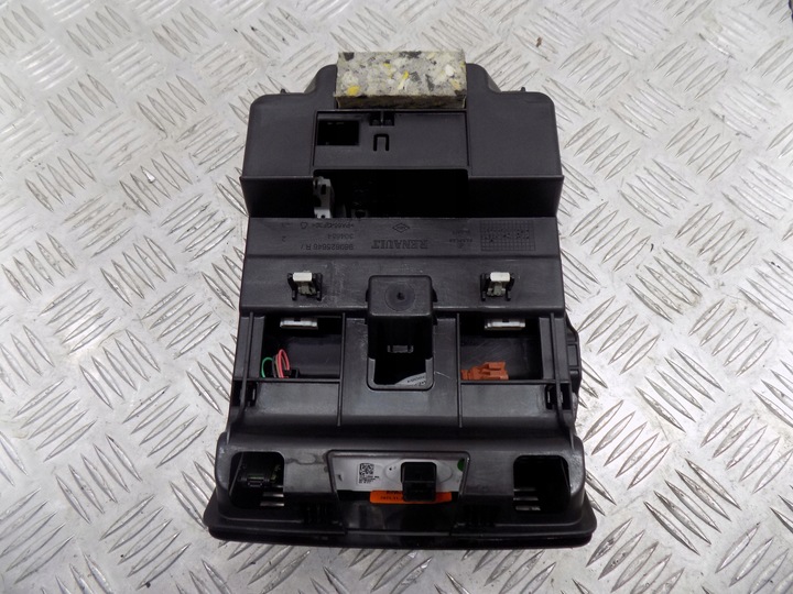 фото №4, Renault clio v освітлення кабіни інтер'єру лампочки