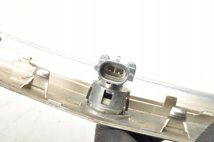 фото №11, Opel tigra b ii микровыключатель крышки кнопка 121210-0003-03 93/162/200