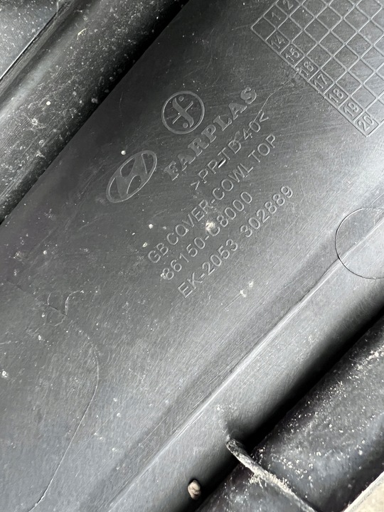 фото №10, Hyundai i20 ii 14-18 панель під лобовим склом пластиковий європа 86150-c8000