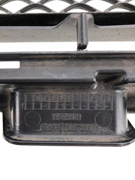 фото №9, Mercedes w117 cla amg решітка бампера перед середня a1178852122