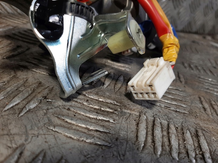 фото №14, Kia rio iii sedan 1.2 17r sterownk двигуна набір 39117-03011