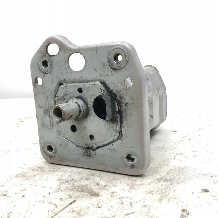 фото №7, Volvo v70 iii 08r кріплення зона зминання праві перед