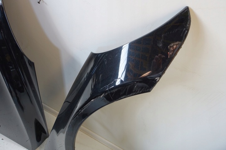 фото №8, Mercedes w251 перед капот бампер pas 197 r-kl amg