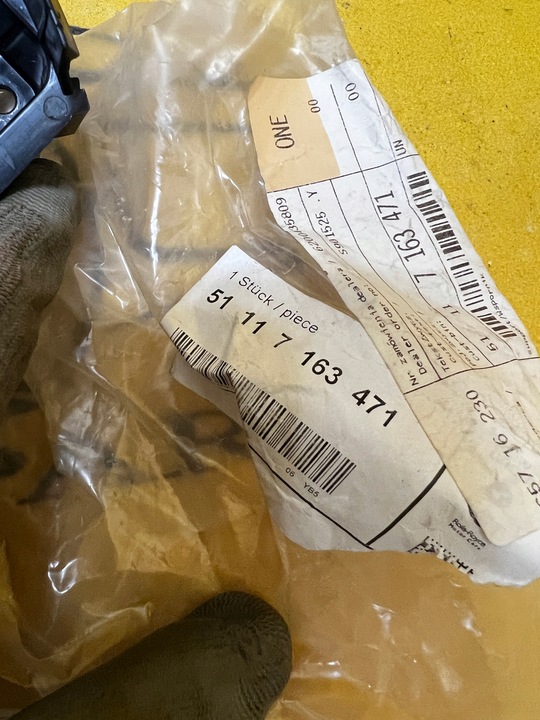 фото №5, Кронштейн кріплення камери ніч vision bmw 7 f01 f02 f04 новий oem