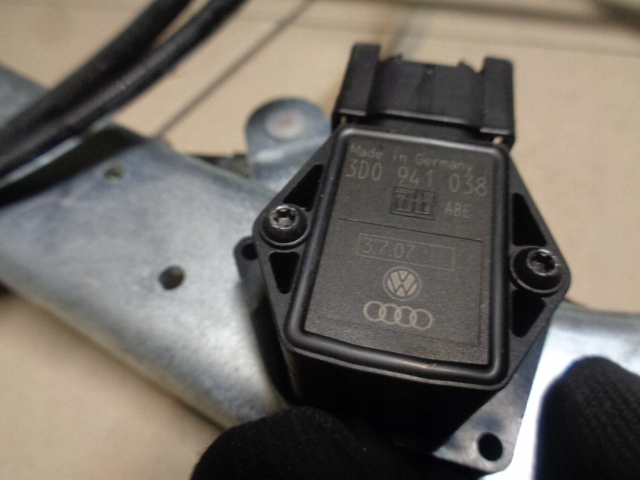 фото №7, Компресор помпа механізм петля кришки vw phaeton