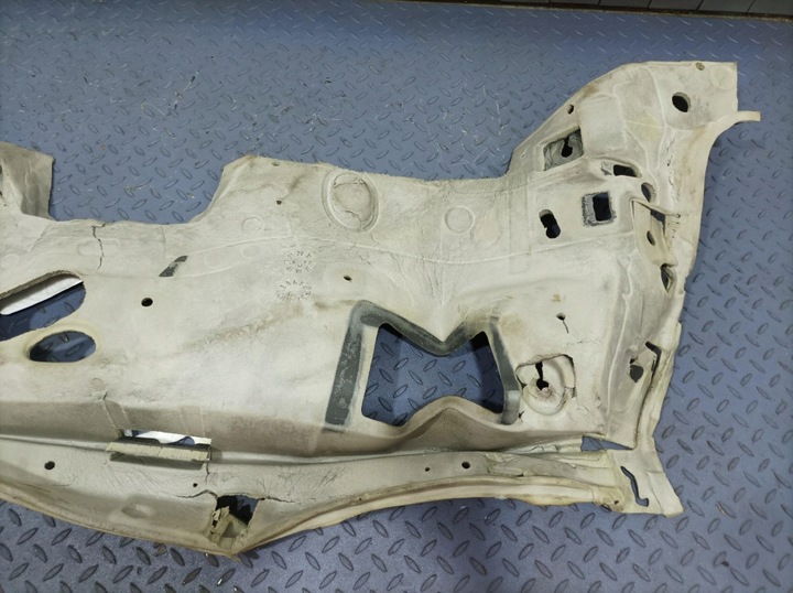 фото №5, Audi a8 d5 шумоизоляция подкапотное пространство 4n1863815d