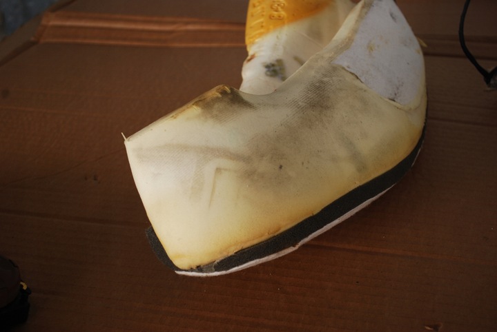 фото №8, Килимок нагрівальна губка сидіння audi a8 d3 8307972d