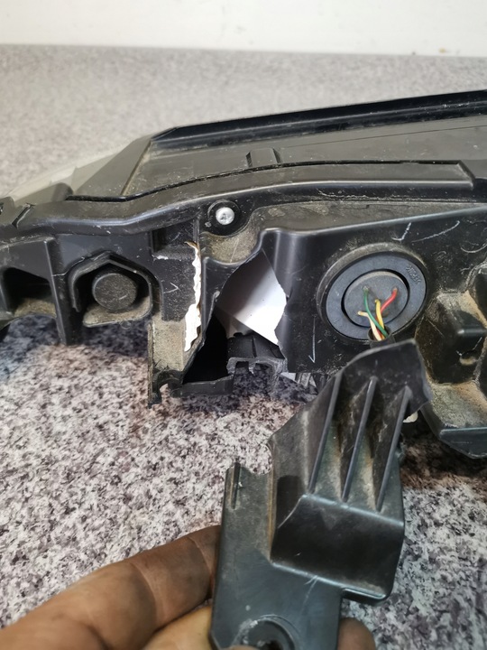 фото №9, Nissan rogue x-trail t33 2021 лампа права верхня передня пошкоджений usa