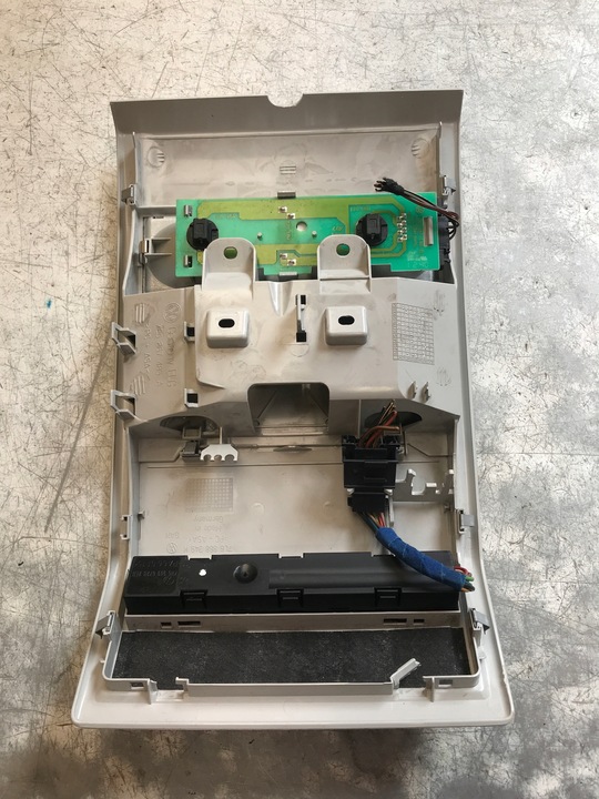 фото №5, Лампа освітлення кабіни перед t5 рестайлінг california