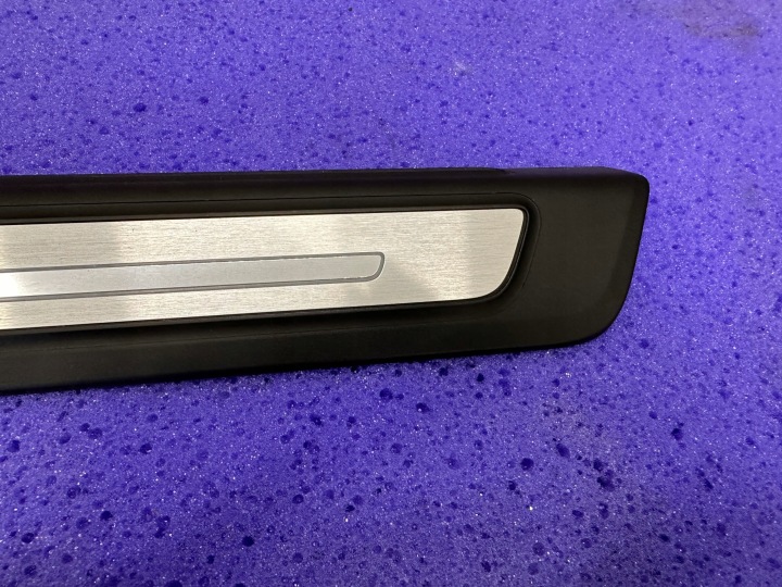 фото №5, Молдинг накладка порогова q5 sq5 80a s-line led права 80a947418c oem номер ідеальна