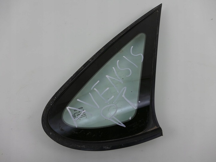 фото №1, Toyota avensis t22 hb стекло кузовная p.t.