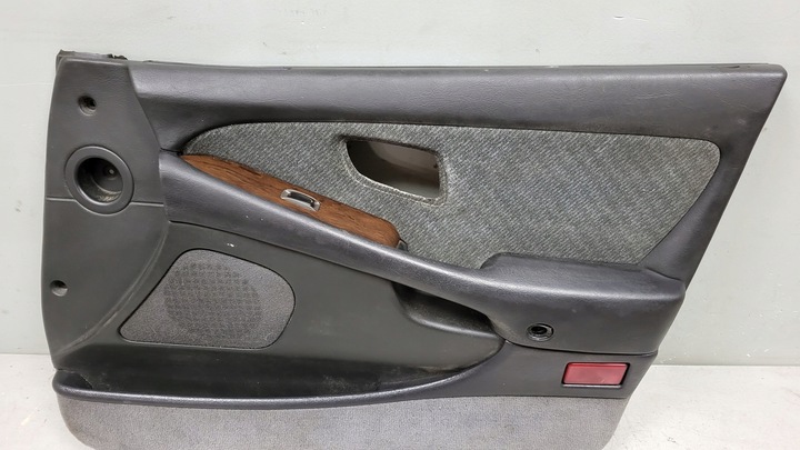 фото №4, Боковина дверь правые перед mitsubishi sigma 91-96