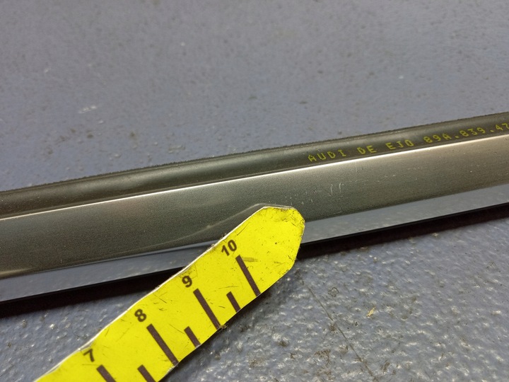 фото №5, Audi q4 e-tron прокладка двері лівий зад хром 89a839475