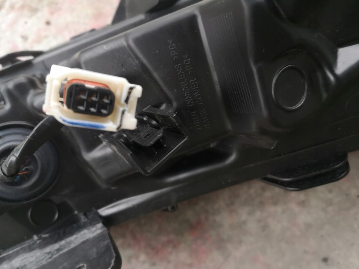 фото №8, Mitsubishi eclipse cross рестайлинг 20- 2020- полный led верхний 6pin отремонтированный
