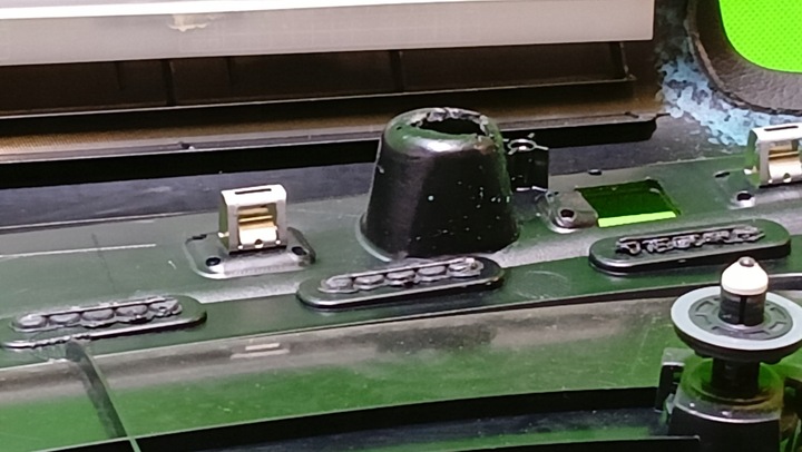 фото №8, Audi a4 b8 usa обивка боковина зад левый кожа версия usa ручка led 13r