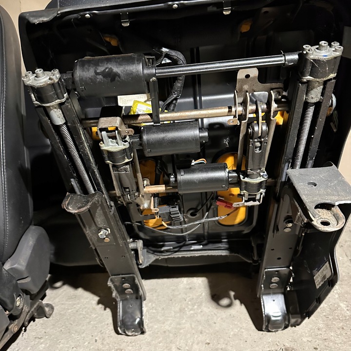 фото №6, Сидіння диван обшивки шкіра mercedes-benz ml w163