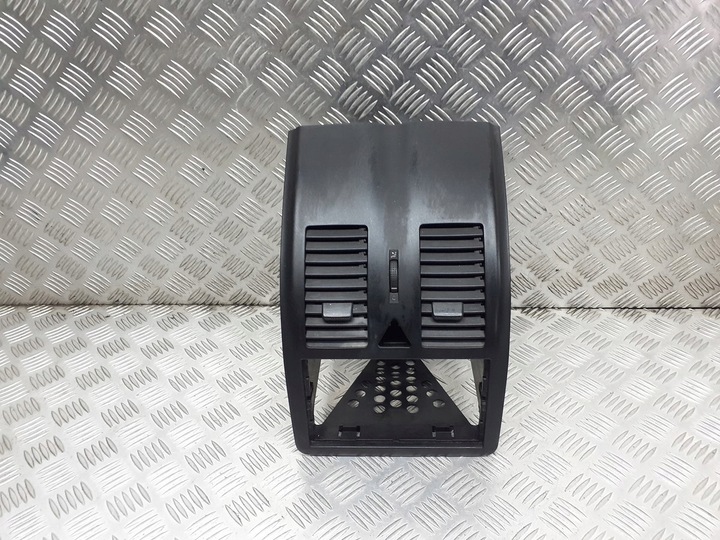 фото №1, Решётка воздуховод средняя vw polo iii