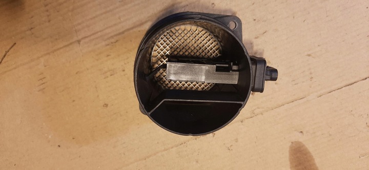 фото №6, Витратомір 2.0tdi audi a3 8p 03l906461a