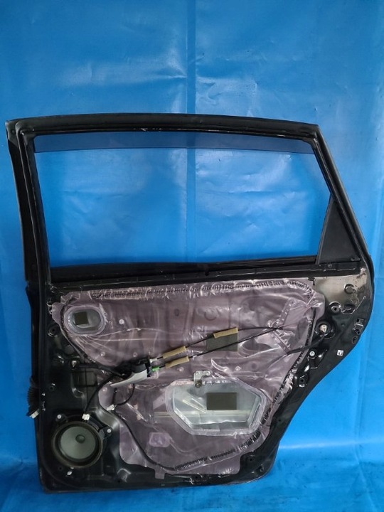 фото №8, Дверь задние правые toyota prius plus 11-14 67003-47200