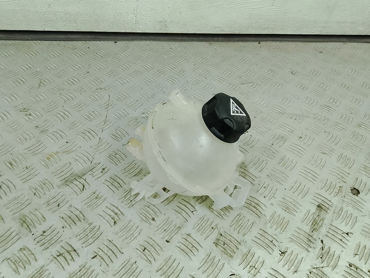 фото №1, Peugeot partner iv berlingo iv k9 proace 2024 бак расширительный