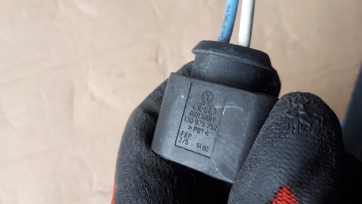 фото №7, A7 4g штекер разъём 1j0973752 a6 c7 4g a4 b8 q5