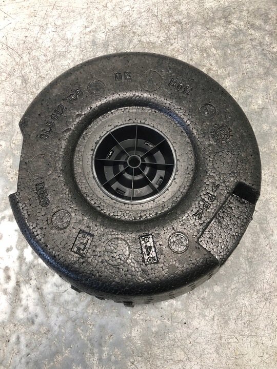 фото №7, Пінополістирол вкладка домкрат audi a3 8l 8l0012109 8l0011031c