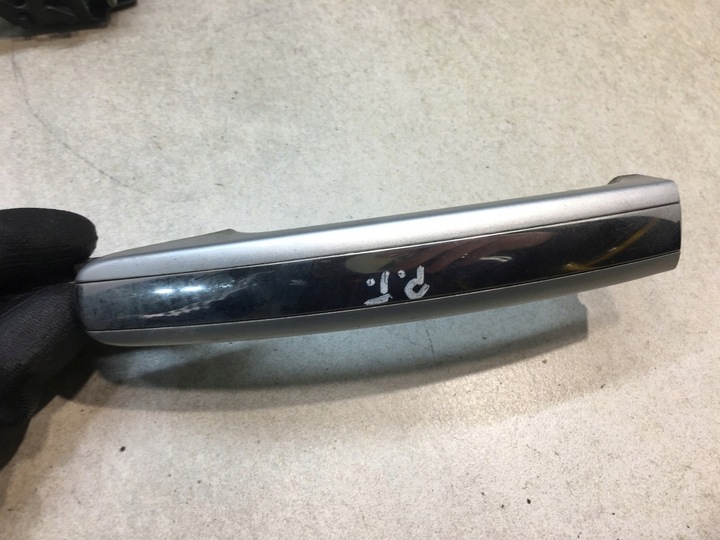 фото №7, Ручка зовнішня праві перед phaeton 3d0837205a