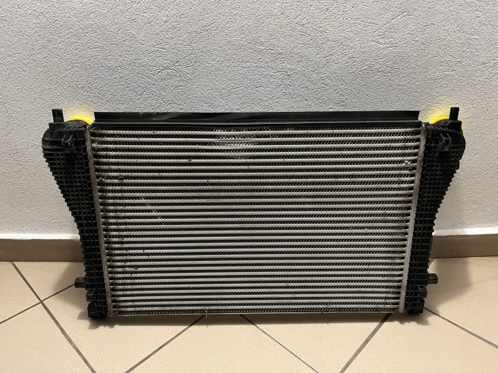фото №12, Радіатор інтеркулер oem номер skoda volkswagen vw seat audi 5q0 oem номер