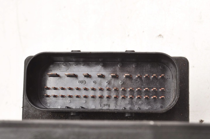 фото №7, Ford mondeo mk3 рестайлинг блок управления abs 0265950076