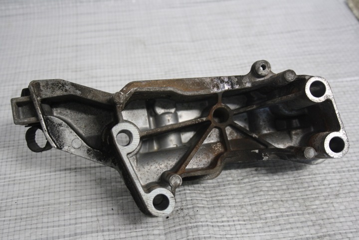 фото №7, Vw new beetle golf iv v лапи двигателя 036199275r