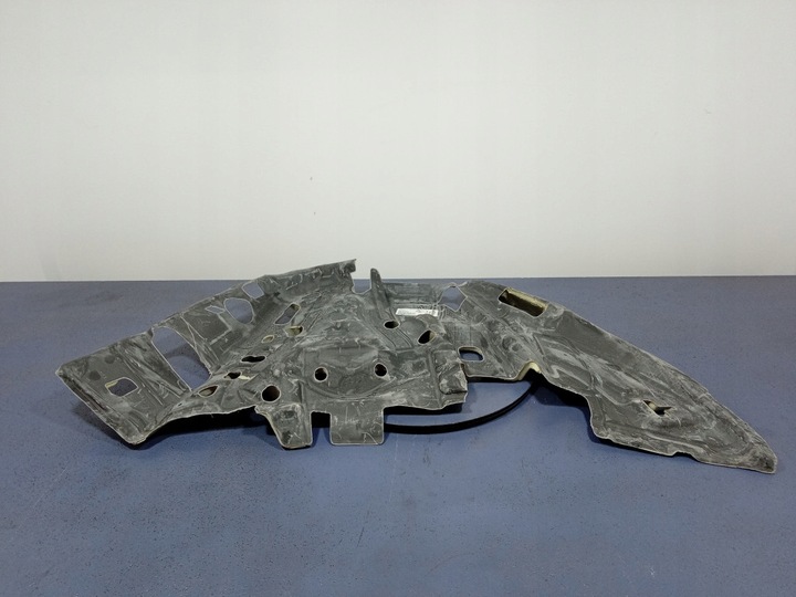 фото №1, Mercedes gle w167 шумоизоляция подкрылки зад правые a1676821000