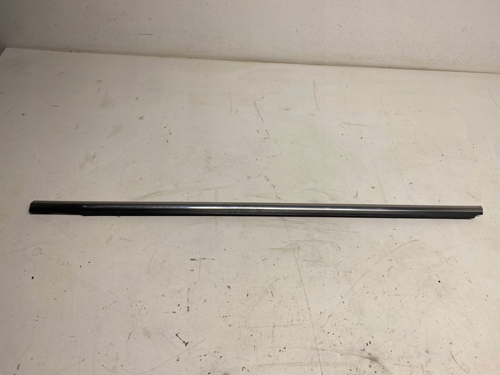 фото №1, Планка ущільнювач скла двері лівий зад sportage iii 10-