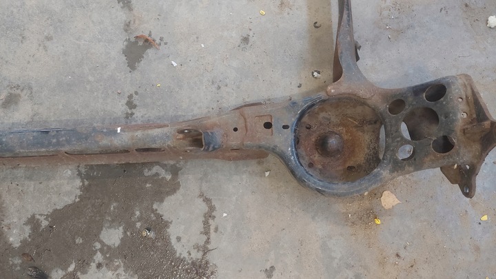 фото №7, Voyager town caravan 08-20r балка підвішування зад