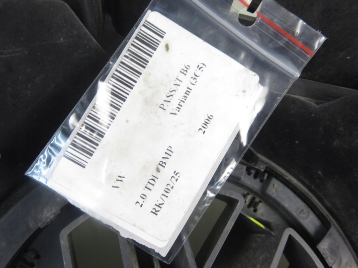фото №6, Решётка решётка радиатора vw passat b6 3c0853651d 3c0853653b 1k5853600
