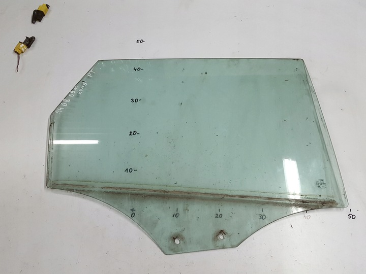 фото №1, Audi a4 b8 09r універсал скло двері права зад задня