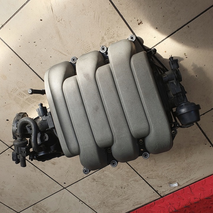 фото №1, Колектор всмоктуючий audi 3.2 fsi 06e133210k