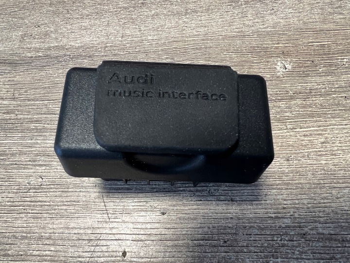 фото №1, Заглушка мультимедиа audi a8 d4 4h0035909