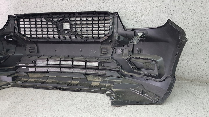 фото №8, Volvo xc40 xc r-design 2017 - бампер перед 8475