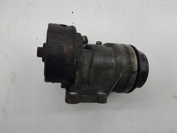 фото №3, Mazda cx-7 2007 крепление / держатель фильтра масла