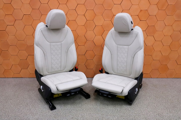 фото №15, Bmw 4 g22 салон сидіння individual шкіра merino elfenbeinweiss harman