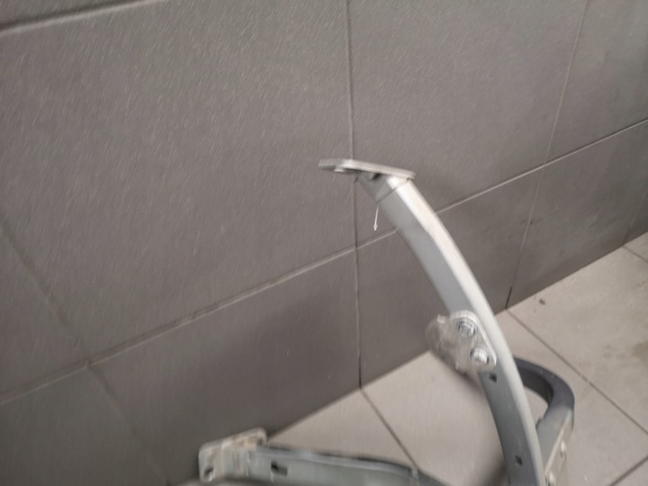 фото №6, Перемикач-павук кронштейн крила правий a8 d3 4e0821138f