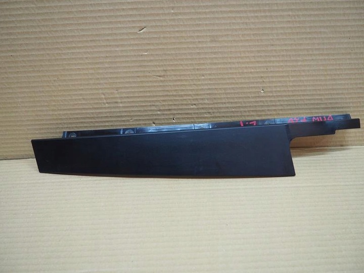 фото №1, Накладка стійка двері лівих задніх bmw f20