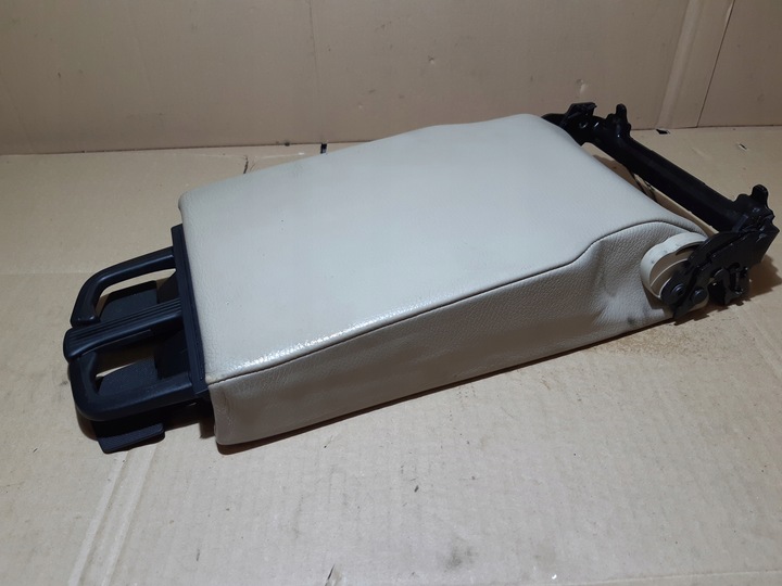 фото №8, Audi q7 4l підлокітник сидіння зад шкіра чашки 4l0883081