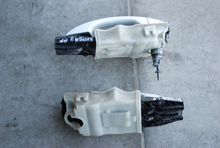 фото №5, Ручка дверь l / p перед skoda superb iii 3v uk