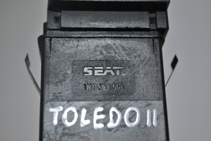 фото №7, Вимикач обігріву сидіння seat toledo ii 1m1963564